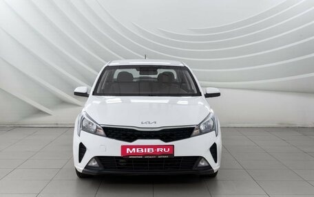 KIA Rio IV, 2021 год, 1 358 000 рублей, 2 фотография