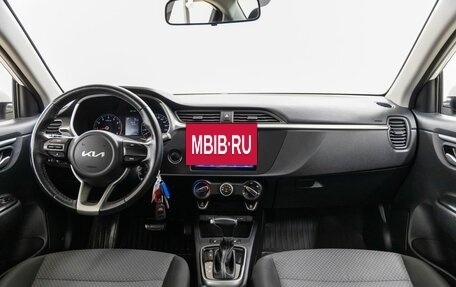 KIA Rio IV, 2021 год, 1 358 000 рублей, 20 фотография