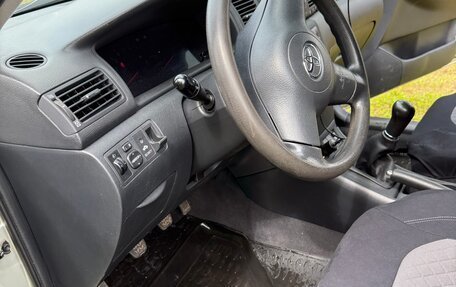 Toyota Corolla, 2006 год, 800 000 рублей, 14 фотография