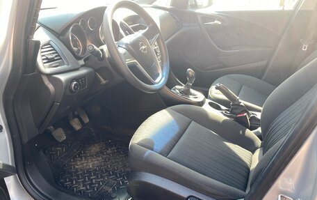 Opel Astra J, 2012 год, 560 000 рублей, 3 фотография