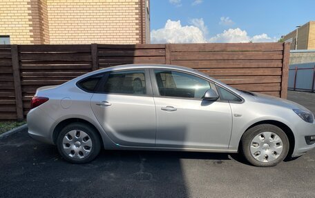 Opel Astra J, 2012 год, 560 000 рублей, 4 фотография
