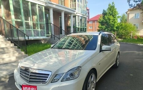 Mercedes-Benz E-Класс, 2010 год, 1 450 000 рублей, 2 фотография