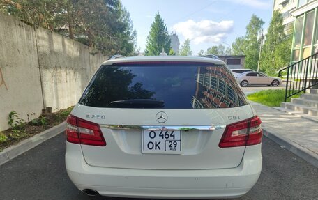 Mercedes-Benz E-Класс, 2010 год, 1 450 000 рублей, 5 фотография