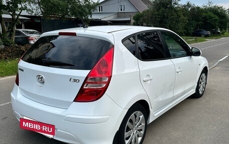 Hyundai i30 I, 2010 год, 900 000 рублей, 6 фотография
