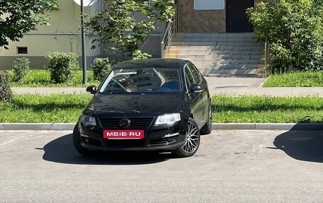 Volkswagen Passat B6, 2010 год, 799 999 рублей, 2 фотография