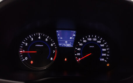 Hyundai Solaris II рестайлинг, 2013 год, 737 500 рублей, 17 фотография