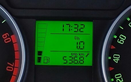 Skoda Fabia II, 2010 год, 399 000 рублей, 14 фотография