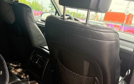 Volkswagen Touareg III, 2010 год, 1 950 000 рублей, 16 фотография