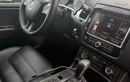 Volkswagen Touareg III, 2010 год, 1 950 000 рублей, 17 фотография