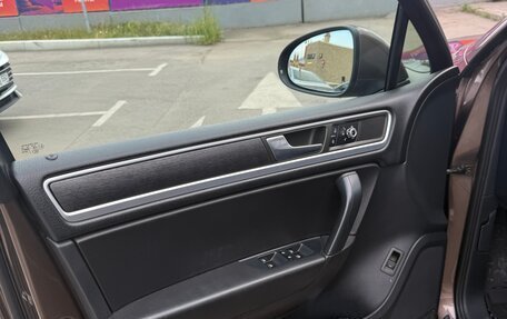 Volkswagen Touareg III, 2010 год, 1 950 000 рублей, 27 фотография