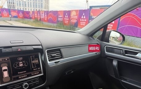 Volkswagen Touareg III, 2010 год, 1 950 000 рублей, 20 фотография