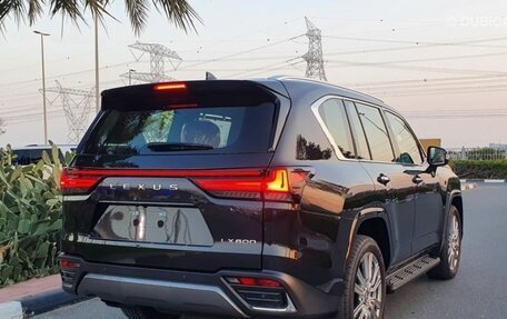 Lexus LX, 2023 год, 17 332 000 рублей, 2 фотография