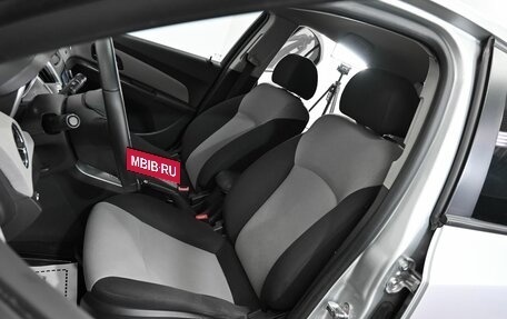 Chevrolet Cruze II, 2013 год, 999 000 рублей, 10 фотография