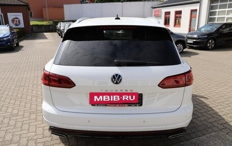 Volkswagen Touareg III, 2023 год, 5 555 000 рублей, 3 фотография