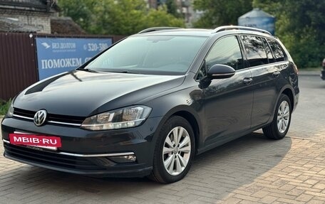 Volkswagen Golf VII, 2018 год, 1 530 000 рублей, 3 фотография