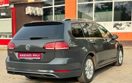 Volkswagen Golf VII, 2018 год, 1 530 000 рублей, 6 фотография