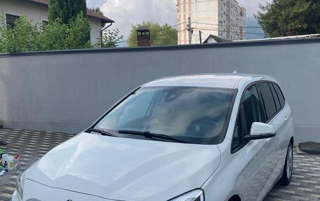 BMW 2 серия Grand Tourer F46 рестайлинг, 2019 год, 2 500 000 рублей, 6 фотография
