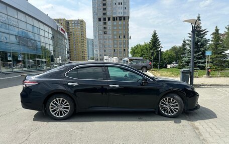 Toyota Camry, 2018 год, 3 150 000 рублей, 3 фотография