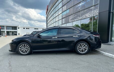 Toyota Camry, 2018 год, 3 150 000 рублей, 14 фотография
