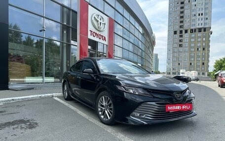 Toyota Camry, 2018 год, 3 150 000 рублей, 13 фотография