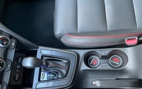 Hyundai Elantra VI рестайлинг, 2018 год, 1 550 000 рублей, 12 фотография
