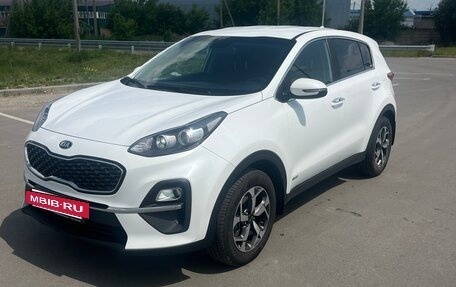 KIA Sportage IV рестайлинг, 2021 год, 2 600 000 рублей, 2 фотография