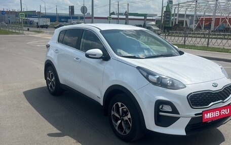 KIA Sportage IV рестайлинг, 2021 год, 2 600 000 рублей, 3 фотография
