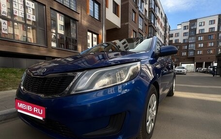 KIA Rio III рестайлинг, 2011 год, 600 000 рублей, 2 фотография