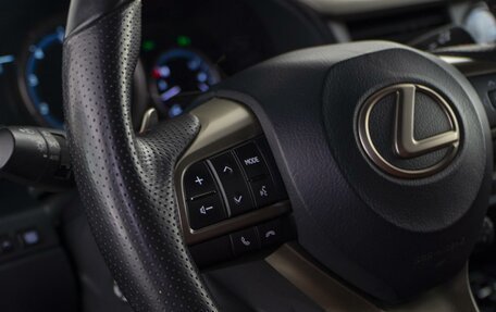 Lexus RX IV рестайлинг, 2018 год, 3 970 000 рублей, 14 фотография