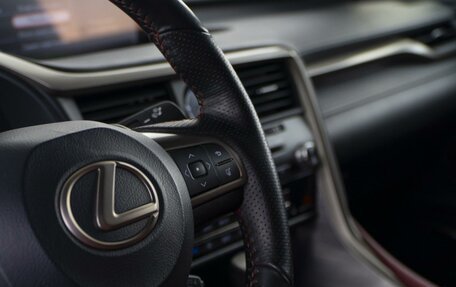 Lexus RX IV рестайлинг, 2018 год, 3 970 000 рублей, 15 фотография
