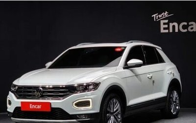 Volkswagen T-Roc I, 2021 год, 2 170 000 рублей, 1 фотография