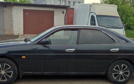 Nissan Laurel VIII, 2001 год, 400 000 рублей, 2 фотография