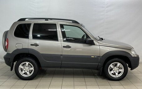 Chevrolet Niva I рестайлинг, 2018 год, 760 000 рублей, 7 фотография