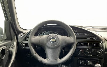 Chevrolet Niva I рестайлинг, 2018 год, 760 000 рублей, 15 фотография