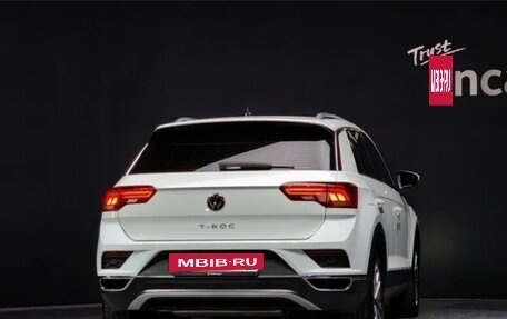 Volkswagen T-Roc I, 2021 год, 2 170 000 рублей, 4 фотография