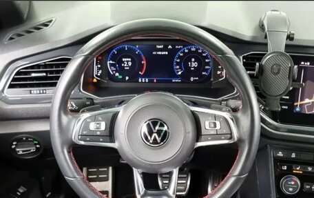 Volkswagen T-Roc I, 2021 год, 2 170 000 рублей, 14 фотография