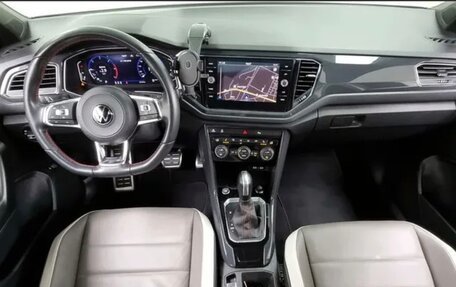 Volkswagen T-Roc I, 2021 год, 2 170 000 рублей, 9 фотография