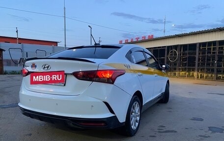 Hyundai Solaris II рестайлинг, 2020 год, 1 300 000 рублей, 7 фотография
