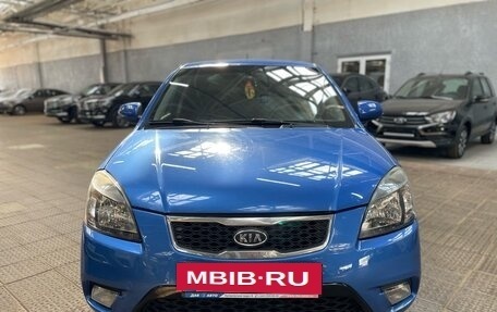 KIA Rio II, 2011 год, 690 000 рублей, 2 фотография