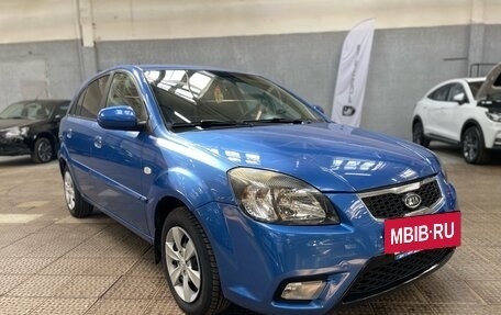 KIA Rio II, 2011 год, 690 000 рублей, 3 фотография