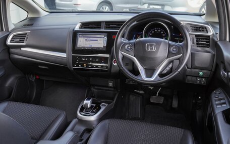 Honda Fit III, 2016 год, 1 090 000 рублей, 6 фотография