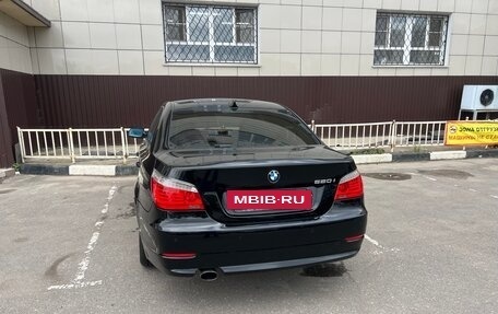 BMW 5 серия, 2009 год, 950 000 рублей, 2 фотография