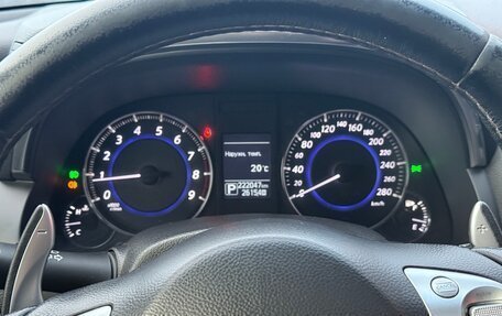 Infiniti QX70, 2015 год, 2 300 000 рублей, 17 фотография