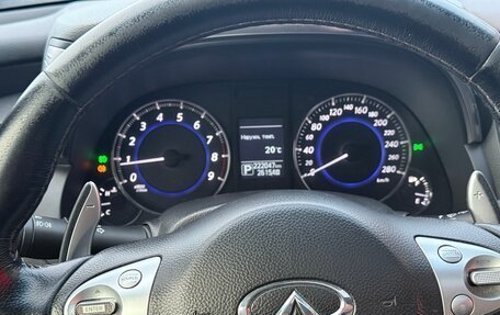 Infiniti QX70, 2015 год, 2 300 000 рублей, 16 фотография