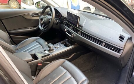 Audi A4, 2019 год, 3 250 000 рублей, 17 фотография