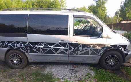 Mercedes-Benz V-Класс, 2000 год, 250 000 рублей, 3 фотография
