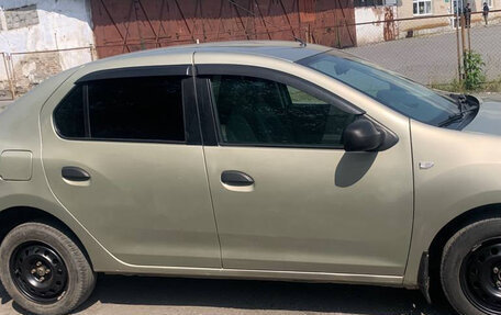 Renault Logan II, 2017 год, 460 000 рублей, 6 фотография