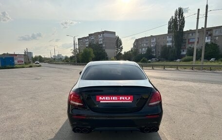 Mercedes-Benz E-Класс, 2016 год, 2 900 000 рублей, 5 фотография