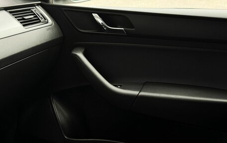Skoda Rapid I, 2017 год, 1 055 000 рублей, 13 фотография