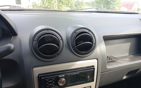 Renault Logan I, 2009 год, 340 000 рублей, 6 фотография